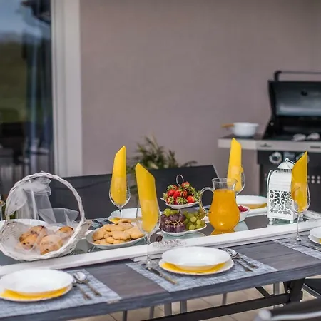 Vila Green Heaven With Private Pool