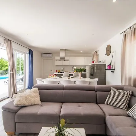 Vila Green Heaven With Private Pool *