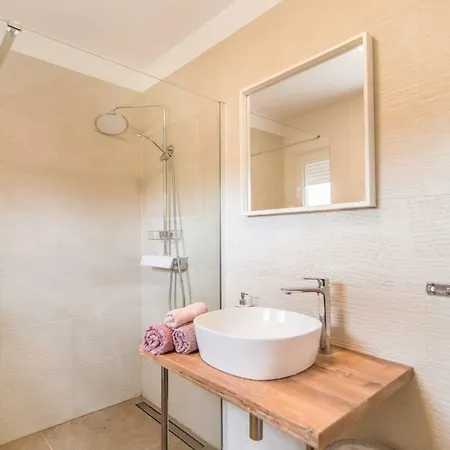 Green Heaven With Private Pool Vila Pazin